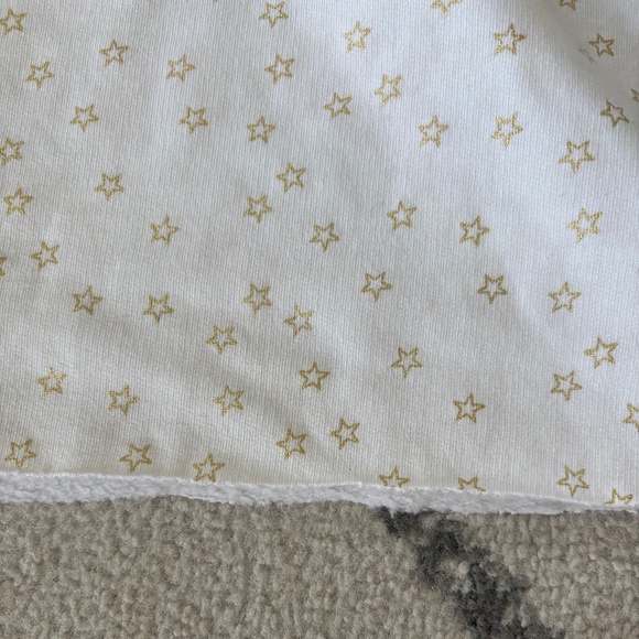 White and Gold Star Patterned Sweater- 1901 - Picture 4 of 6